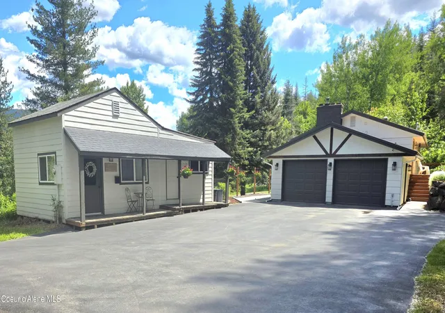 4th image of 46894 Silver Valley Rd #B, Smelterville, ID 83868 | MLS# 26-6299