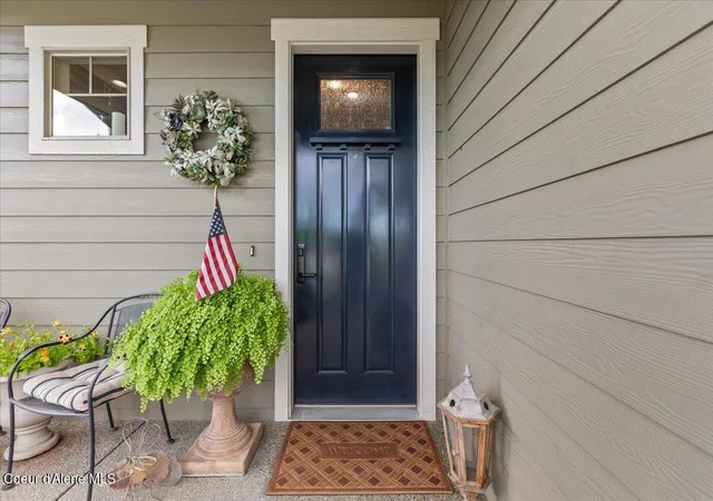 Photo 3 of Single family home for sale at 4055 W Homeward Bound Blvd, Coeur D Alene, ID 83815 | MLS# 26-6120 | Listing updated on 2026-09-11