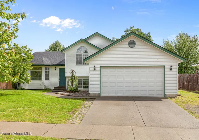 Photo 1 of Single family home for sale at 7312 W Macaw Ln, Rathdrum, ID 83858 | MLS# 26-5959 | Listing updated on 2026-09-10