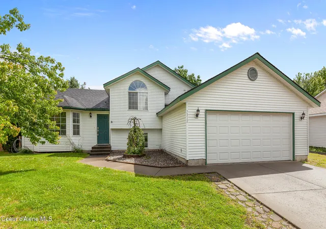Photo 2 of Single family home for sale at 7312 W Macaw Ln, Rathdrum, ID 83858 | MLS# 26-5959 | Listing updated on 2026-09-10