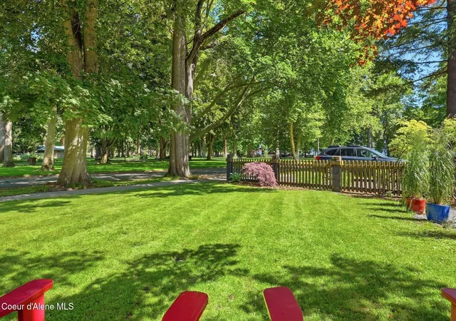 Photo 4 of Single family home for sale at 325 N Park Dr, Coeur D'alene, ID 83814 | MLS# 26-6077 | Listing updated on 2026-08-31