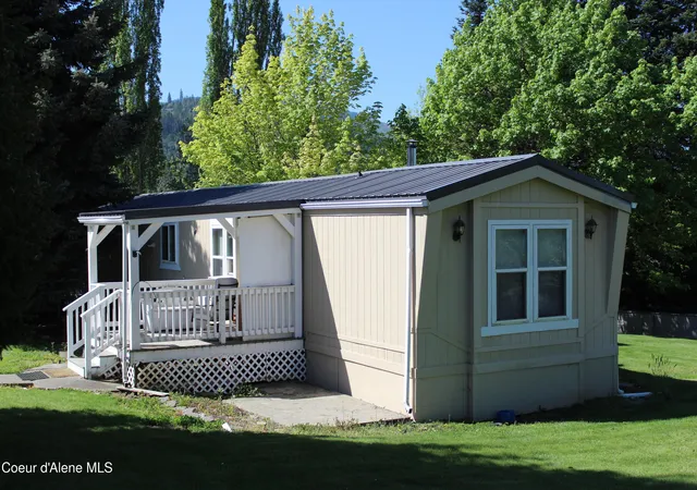 4th image of 166 Garden Wy, Saint Maries, ID 83861 | MLS# 26-6038