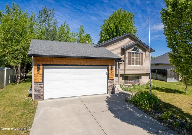 2nd image of 2347 N Bunchgrass Dr, Post Falls, ID 83854 | MLS# 26-6274