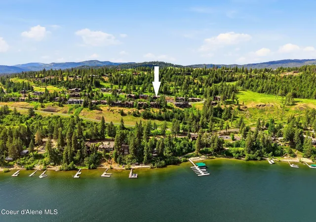 Photo 2 of Single family home for sale at 5686 W Onyx Cir, Coeur D Alene, ID 83814 | MLS# 26-6157 | Listing updated on 2026-07-15