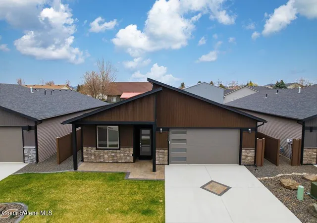 Homes for sale in Rathdrum, ID | 13928 N Rainier Loop, Rathdrum, ID 83858 | MLS# 26-6127