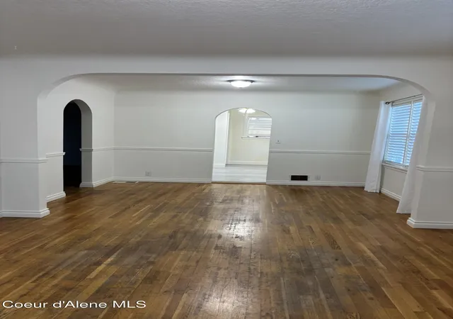 image of 957 N 7th St, Coeur D Alene, ID 83814 | MLS# 26-6145