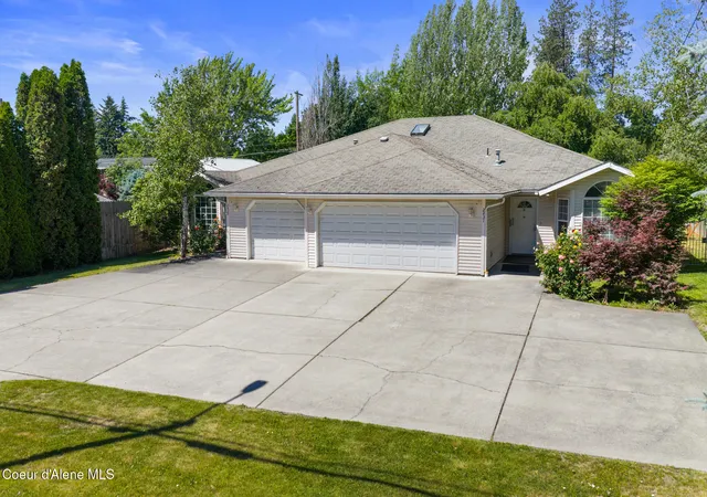 2nd image of 2429&2431 N 9th St, Coeur D Alene, ID 83814 | MLS# 26-6204