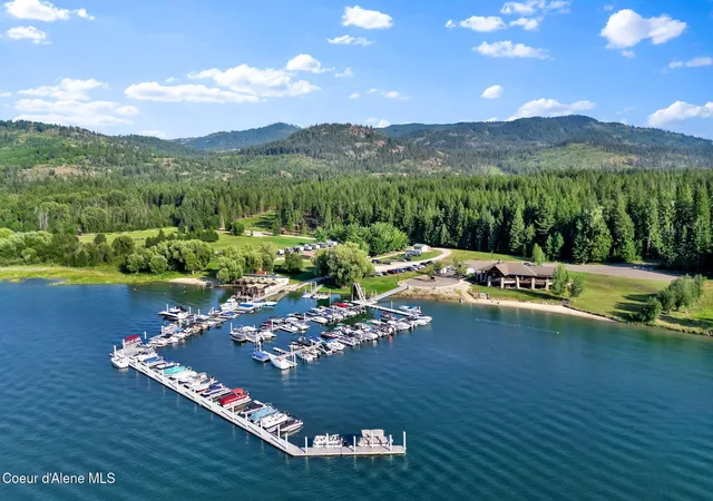 Homes for sale in Priest River, ID | 238 Willow Bay Rd, Priest River, ID 83856 | MLS# 26-6314