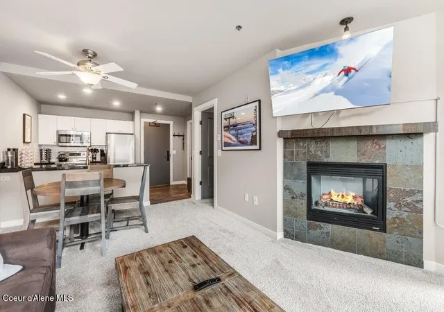 4th image of 124 Village Ln # 203, Sandpoint, ID 83864 | MLS# 26-6237