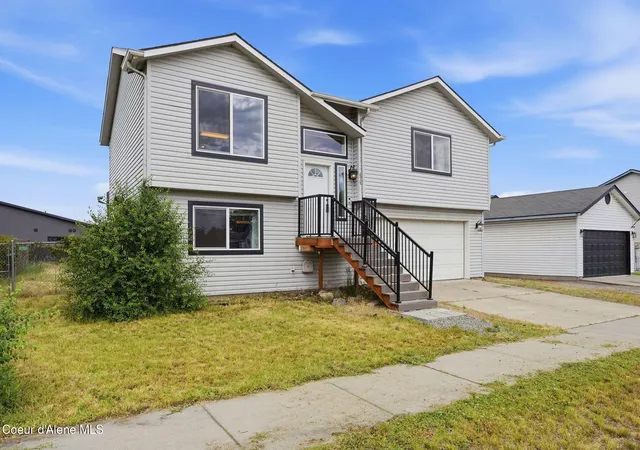 Homes for sale in Post Falls, ID | 475 N Megan St, Post Falls, ID 83854 | MLS# 26-6321