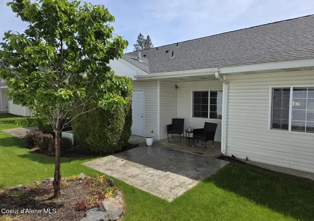 Photo 4 of Multi family home for sale at 3834 E 3rd Avenue, Post Falls, ID 83854 | MLS# 26-6313 | Listing updated on 2026-06-18