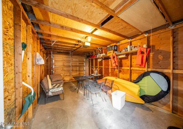 Homes for sale in Hope, ID | 46700 E Hwy 200 #201, Hope, ID 83836 | MLS# 26-6403