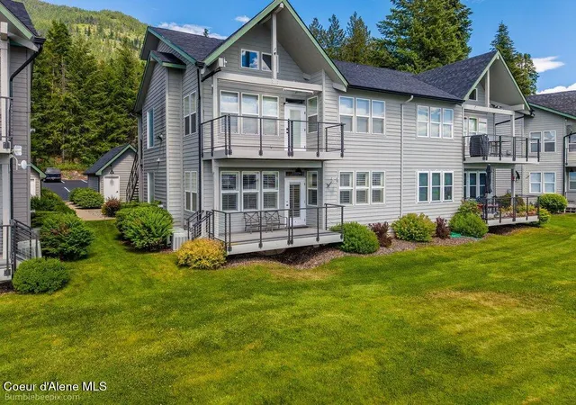 Homes for sale in Hope, ID | 46700 E Hwy 200 #201, Hope, ID 83836 | MLS# 26-6403