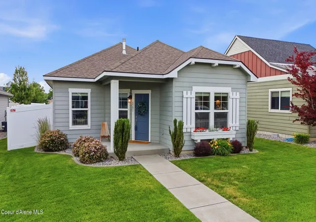 Homes for sale in Coeur D Alene, ID | 6581 N Descartes Dr, Coeur D Alene, ID 83815 | MLS# 26-6358