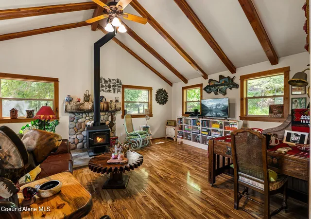 3rd image of 561 Geenen Rd, Cocolalla, ID 83813 | MLS# 26-6315