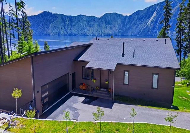 Homes for sale in Bayview, ID | 20138 E Cape Horn Rd, Bayview, ID 83803 | MLS# 26-6347