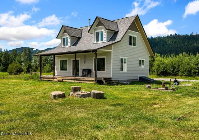 2nd image of 2301 Mc Arthur Lake Rd, Naples, ID 83847 | MLS# 26-6340