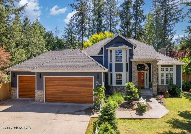 Photo 2 of Single family home for sale at 418 S Riviere Ct, Coeur D'alene, ID 83814 | MLS# 26-6418 | Listing updated on 2026-09-10