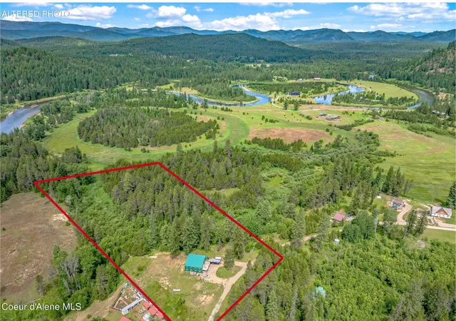 Homes for sale in Priest River, ID | 1965 Mud Gulch Rd, Priest River, ID 83856 | MLS# 26-6469
