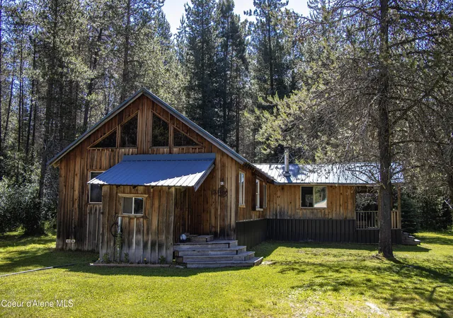 Homes for sale in Priest River, ID | 3446 Lw Quartz Creek Rd, Priest River, ID 83856 | MLS# 26-6461