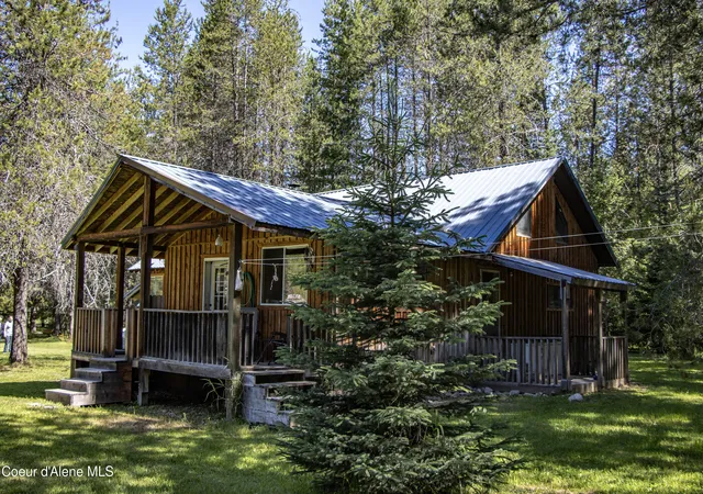 Homes for sale in Priest River, ID | 3446 Lw Quartz Creek Rd, Priest River, ID 83856 | MLS# 26-6461