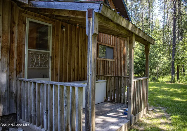 Homes for sale in Priest River, ID | 3446 Lw Quartz Creek Rd, Priest River, ID 83856 | MLS# 26-6461