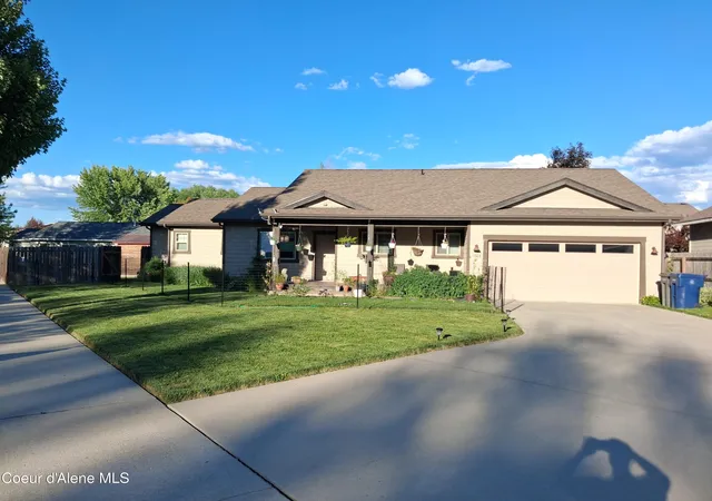 Homes for sale in Sandpoint, ID | 1206 Honeysuckle Ave, Sandpoint, ID 83864 | MLS# 26-6643