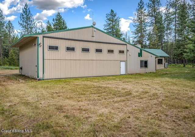 Homes for sale in Spirit Lake, ID | 5525 W Coeur Dalene Dr, Spirit Lake, ID 83869 | MLS# 26-6483