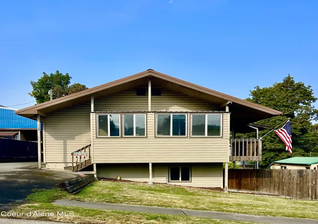 Homes for sale in Saint Maries, ID | 119 S 5th St, Saint Maries, ID 83861 | MLS# 26-6525
