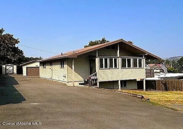 Homes for sale in Saint Maries, ID | 119 S 5th St, Saint Maries, ID 83861 | MLS# 26-6525
