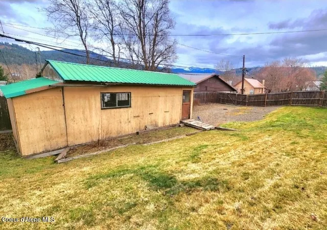 Homes for sale in St. Maries, ID | 115 S 5th St, St. Maries, ID 83861 | MLS# 26-6527