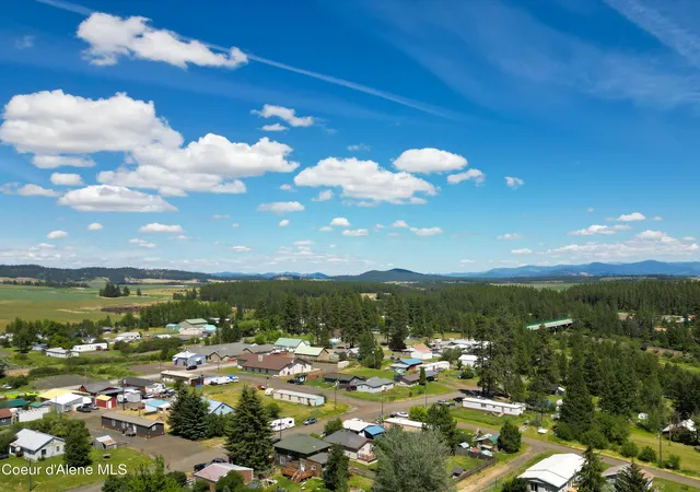 Homes for sale in Plummer, ID | 866 E St, Plummer, ID 83851 | MLS# 26-7111