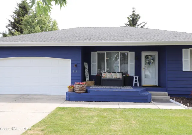 Homes for sale in Post Falls, ID | 810 E 11th Ave, Post Falls, ID 83854 | MLS# 26-6578