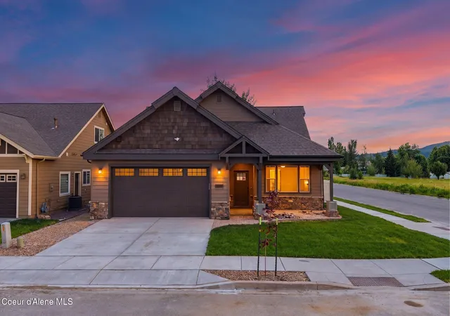 Homes for sale in Sandpoint, ID | 1521 Autumn Ln, Sandpoint, ID 83864 | MLS# 26-6680
