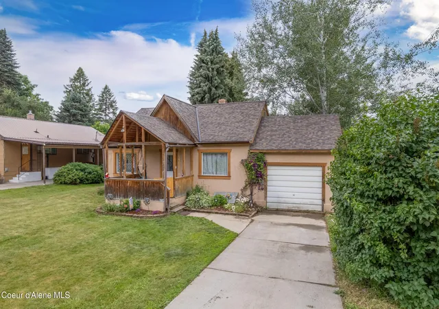 Homes for sale in Bonners Ferry, ID | 6758 El Paso St, Bonners Ferry, ID 83805 | MLS# 26-6795
