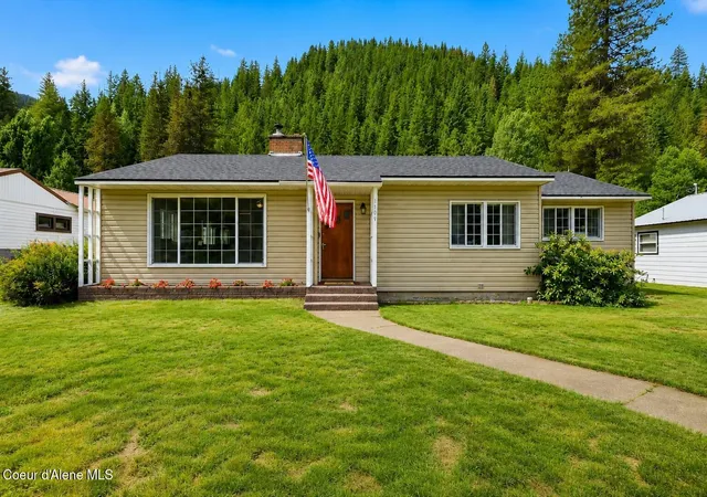 Homes for sale in Osburn, ID | 1109 E Larch Ave, Osburn, ID 83849 | MLS# 26-6627