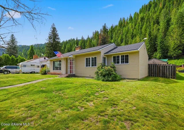3rd image of 1109 E Larch Ave, Osburn, ID 83849 | MLS# 26-6627