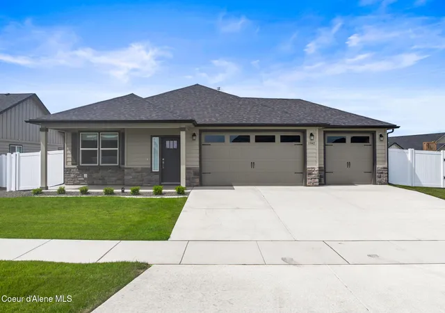 Homes for sale in Rathdrum, ID | 11842 N Lennon Ln, Rathdrum, ID 83858 | MLS# 26-6618