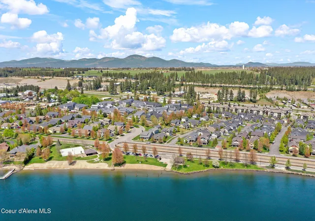 Homes for sale in Coeur D Alene, ID | 4539 Greenchain Loop #APT 2, Coeur D Alene, ID 83814 | MLS# 26-6615