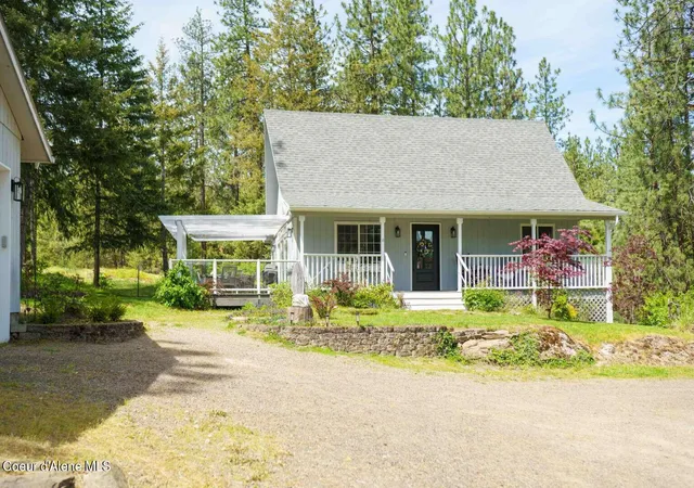 Photo 1 of Single family home for sale at 12465 W Rio Vista Pl, Post Falls, ID 83854 | MLS# 26-6625 | Listing updated on 2026-07-31