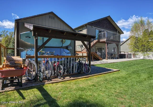Photo 3 of Single family home for sale at 453 Birch Hvn Dr, Sagle, ID 83860 | MLS# 26-6697 | Listing updated on 2026-10-07
