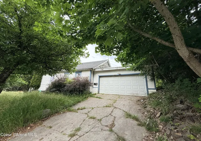 4th image of 1127 W Jefferson Ave, Saint Maries, ID 83861 | MLS# 26-6670