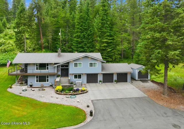 Homes for sale in Kingston, ID | 380 Electric Ave, Kingston, ID 83839 | MLS# 26-6853