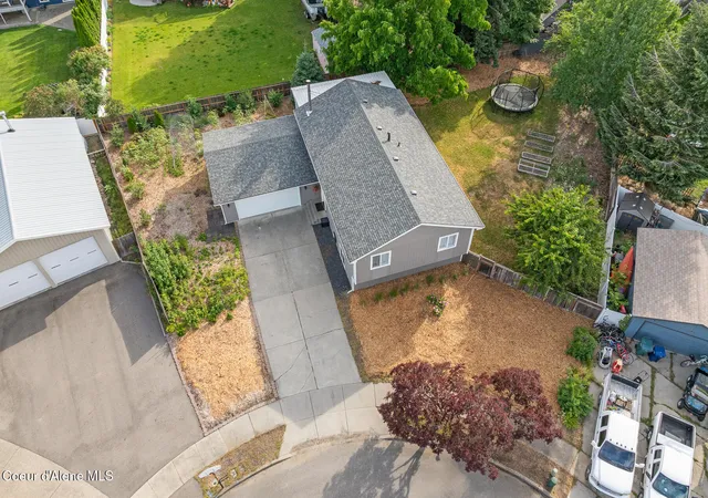 Homes for sale in Coeur D Alene, ID | 4405 N Sherlock Ct, Coeur D Alene, ID 83815 | MLS# 26-6928