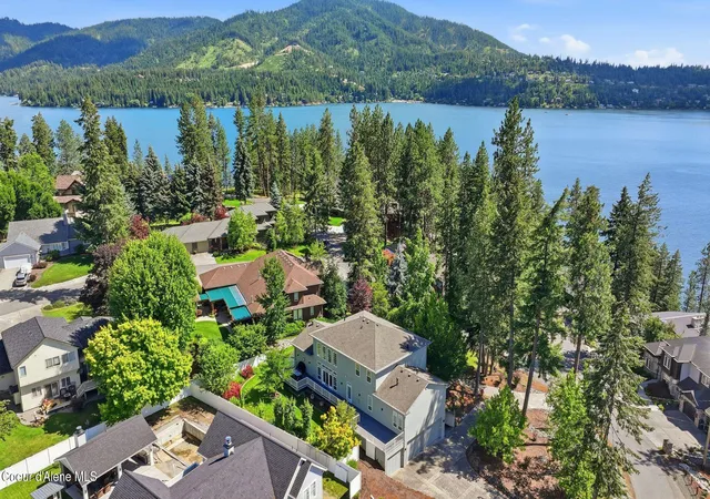 Homes for sale in Hayden Lake, ID | 2946 E Point Hayden Dr, Hayden Lake, ID 83835 | MLS# 26-6872