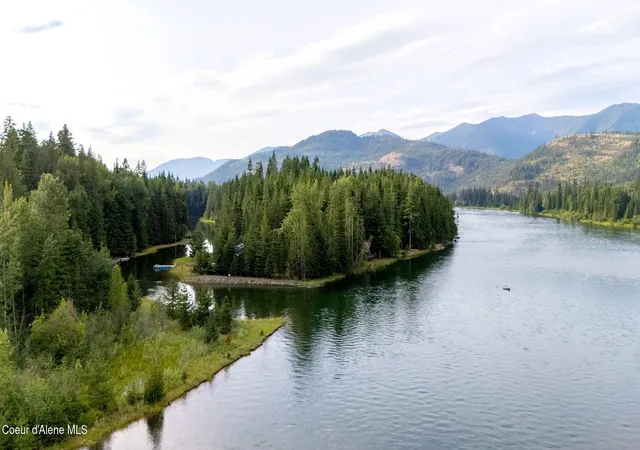 3rd image of E Cf Delta Shr, Clark Fork, ID 83811 | MLS# 26-6711