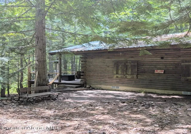 36th image of 1628 Morris Rd, Naples, ID 83847 | MLS# 26-6710