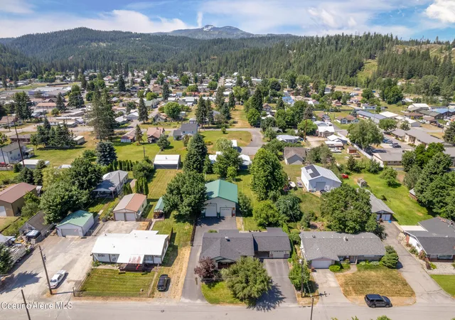 Homes for sale in Pinehurst, ID | 505 Coeur D Alene Ave, Pinehurst, ID 83850 | MLS# 26-6791