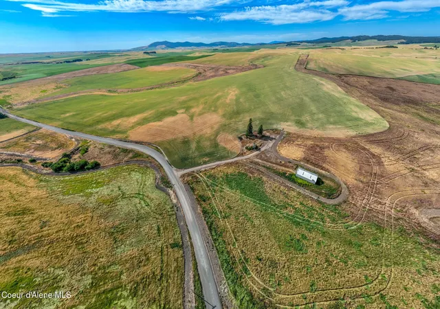 Homes for sale in Plummer, ID | 2915 Hangman Creek Rd, Plummer, ID 83851 | MLS# 26-6733