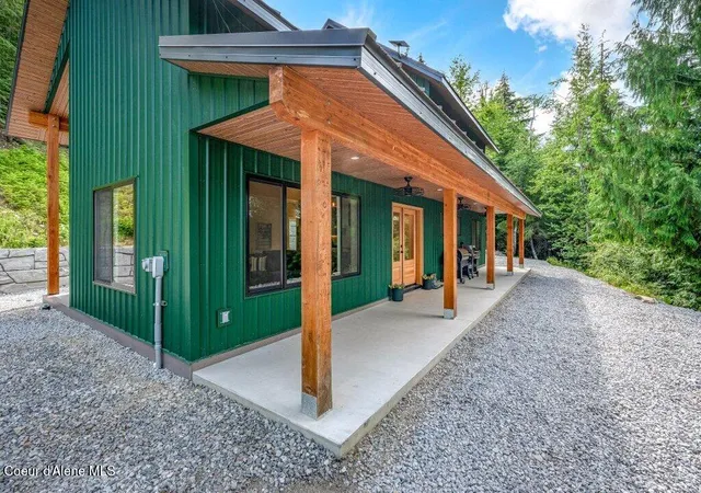 Photo 3 of Single family home for sale at 149 Idyllwild Rd, Sagle, ID 83860 | MLS# 26-6958 | Listing updated on 2026-09-17